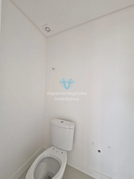 Apartamento de alto padrão localizado no centro de meia praia quadra mar: 13ª foto da galeria de imagens do imóvel