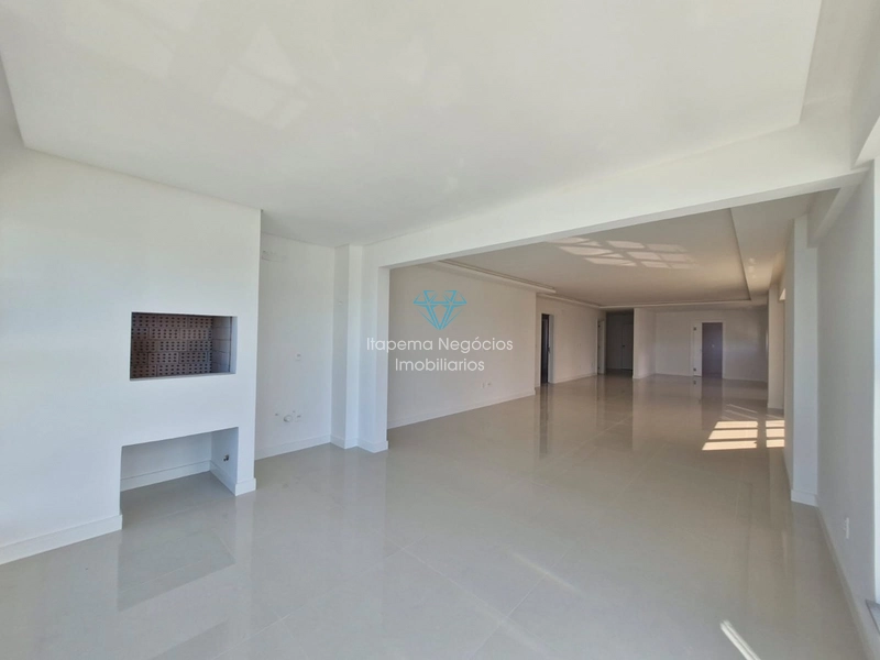 Apartamento de alto padrão localizado no centro de meia praia quadra mar: 7ª foto da galeria de imagens do imóvel