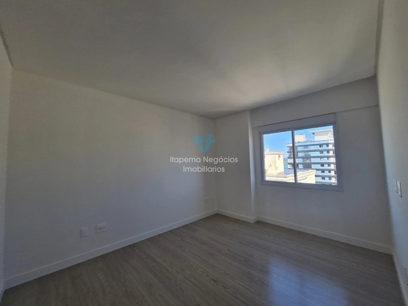 Apartamento de alto padrão localizado no centro de meia praia quadra mar: 17ª foto da galeria de imagens do imóvel