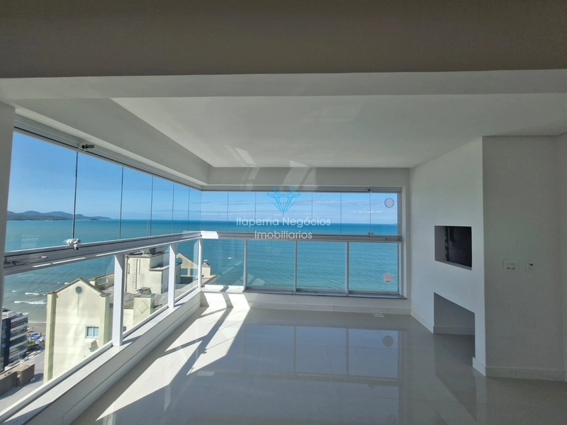 Apartamento de alto padrão localizado no centro de meia praia quadra mar: 10ª foto da galeria de imagens do imóvel