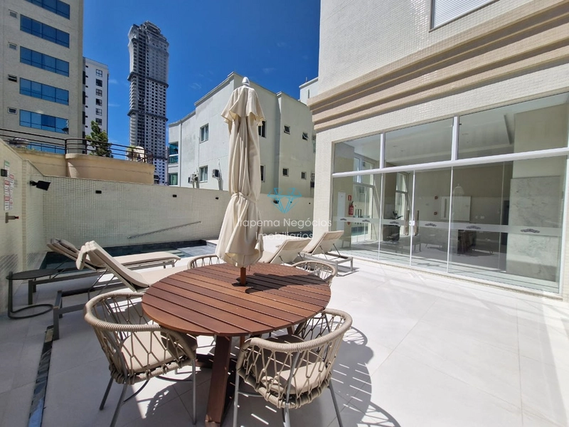 Apartamento de alto padrão localizado no centro de meia praia quadra mar: 50ª foto da galeria de imagens do imóvel