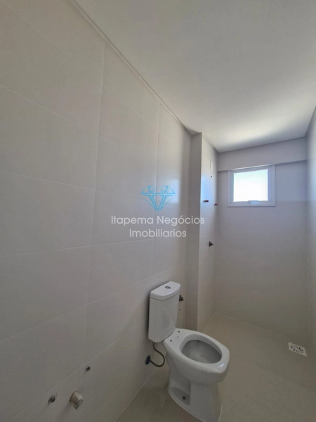 Apartamento de alto padrão localizado no centro de meia praia quadra mar: 33ª foto da galeria de imagens do imóvel