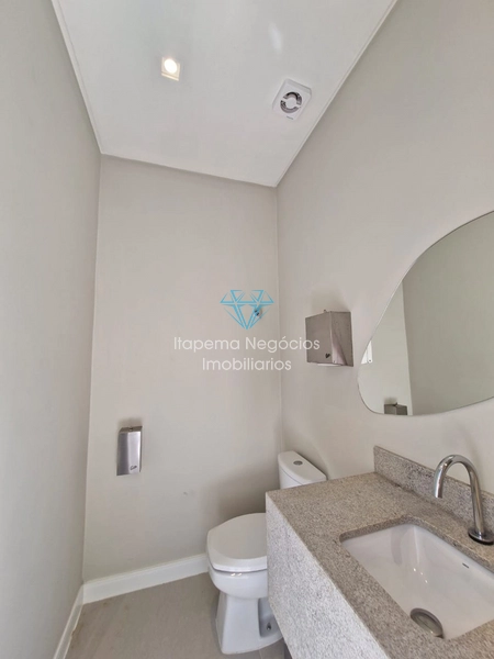 Apartamento de alto padrão localizado no centro de meia praia quadra mar: 36ª foto da galeria de imagens do imóvel