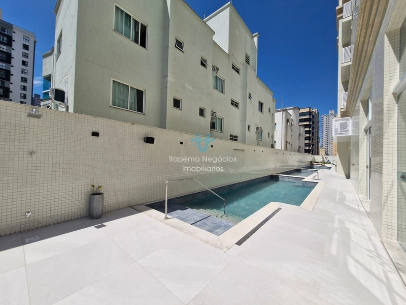 Apartamento de alto padrão localizado no centro de meia praia quadra mar: 52ª foto da galeria de imagens do imóvel