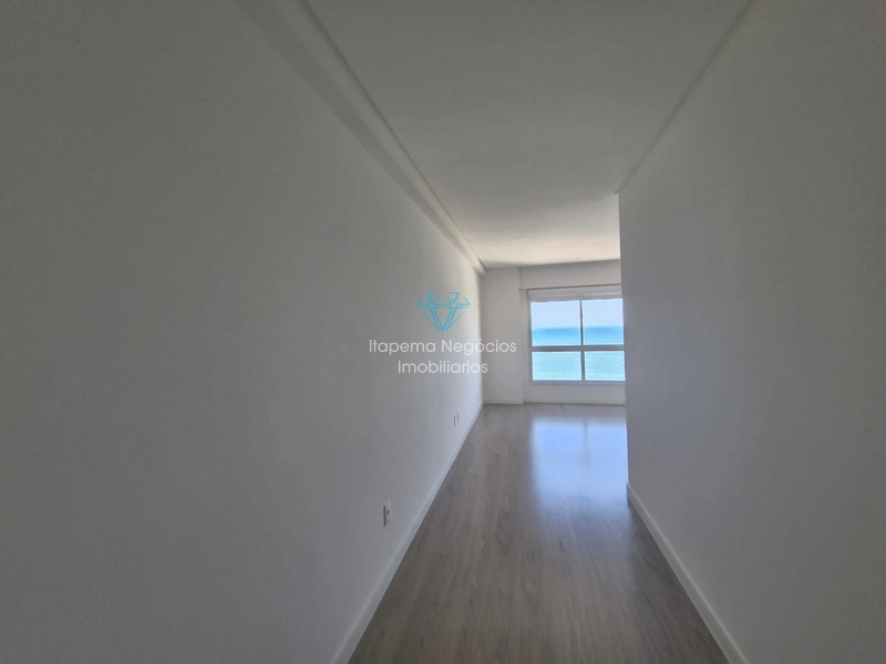 Apartamento de alto padrão localizado no centro de meia praia quadra mar: 15ª foto da galeria de imagens do imóvel