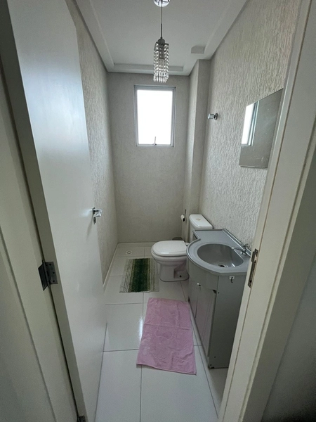 EXCELENTE OPORTUINIDADE NA MEIA PRAIA : 15ª foto da galeria de imagens do imóvel