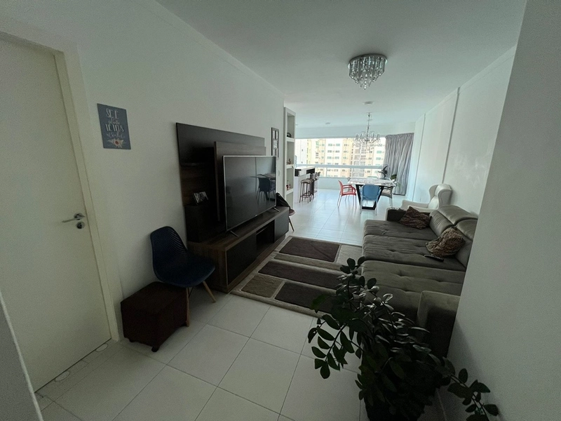 EXCELENTE OPORTUINIDADE NA MEIA PRAIA : 10ª foto da galeria de imagens do imóvel