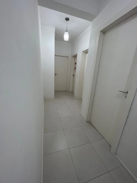 EXCELENTE OPORTUINIDADE NA MEIA PRAIA : 6ª foto da galeria de imagens do imóvel