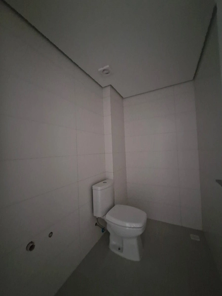 SALA COMERCIAL – SEGUNDA AVENIDA NA MEIA PRAIA : 7ª foto da galeria de imagens do imóvel