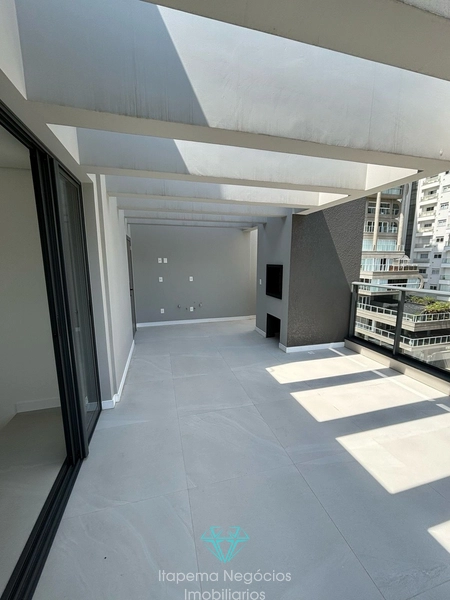 Cobertura à venda, 4 suítes sendo 2 demi suíte - Praia Brava, Itajaí: 2ª foto da galeria de imagens do imóvel