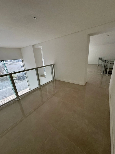 Sala Comercial para Locação – Frente Avenida | Rua 267: 11ª foto da galeria de imagens do imóvel