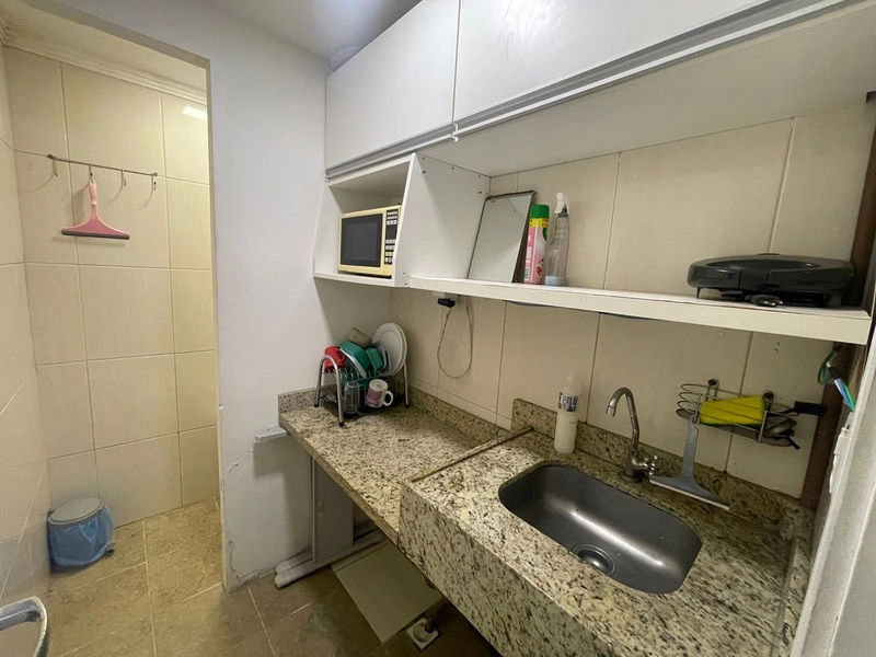 VENDA DE SALA COMERCIAL EM MEIA PRAIA: 8ª foto da galeria de imagens do imóvel