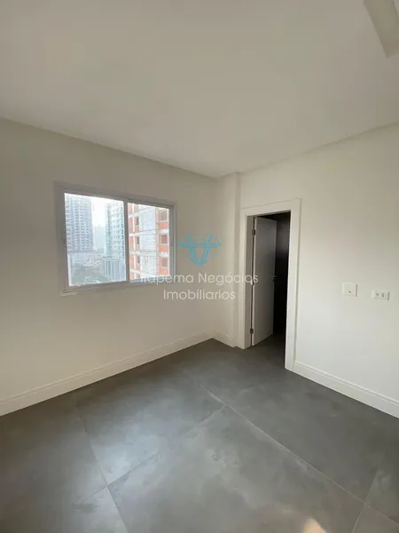 Apartamento 3 Suítes 3 Vagas - Quadra mar.: 5ª foto da galeria de imagens do imóvel