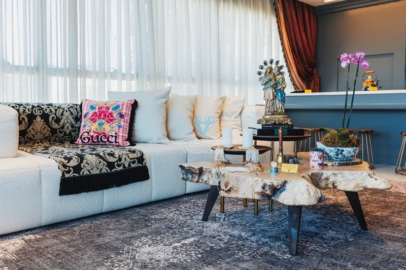 Apartamento com 4 Suítes 3 Vagas, a 30 metros do mar.: 2ª foto da galeria de imagens do imóvel