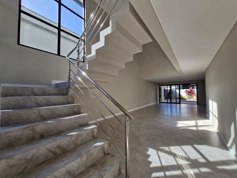 Casa de Alto Padrão em Condomínio de Luxo em Camboriú: 36ª foto da galeria de imagens do imóvel