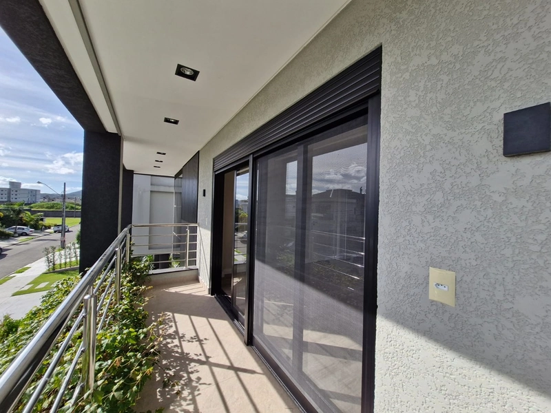 Casa de Alto Padrão em Condomínio de Luxo em Camboriú: 28ª foto da galeria de imagens do imóvel