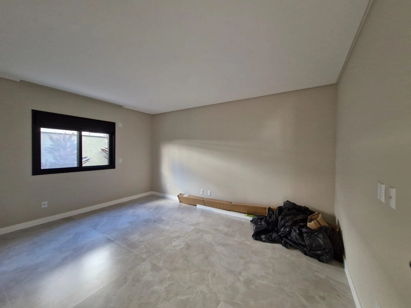 Casa de Alto Padrão em Condomínio de Luxo em Camboriú: 27ª foto da galeria de imagens do imóvel