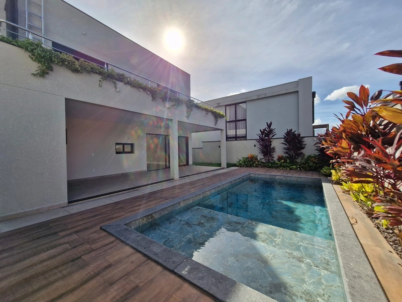 Casa de Alto Padrão em Condomínio de Luxo em Camboriú: 41ª foto da galeria de imagens do imóvel