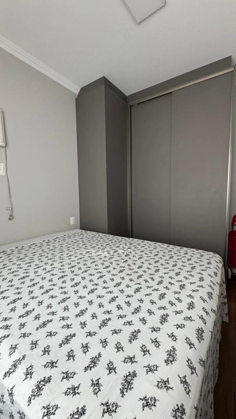 Apartamento mobiliado em Meia Praia a 150m do mar: 25ª foto da galeria de imagens do imóvel