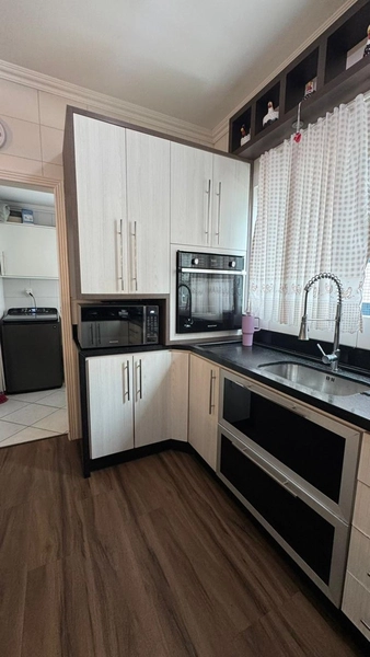 Apartamento mobiliado em Meia Praia a 150m do mar: 11ª foto da galeria de imagens do imóvel