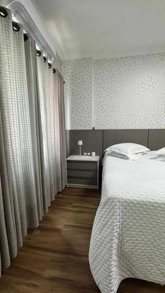 Apartamento mobiliado em Meia Praia a 150m do mar: 19ª foto da galeria de imagens do imóvel