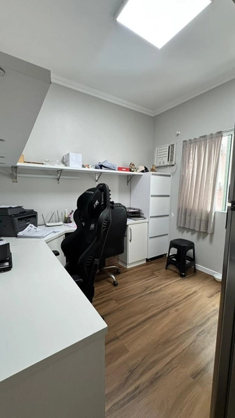 Apartamento mobiliado em Meia Praia a 150m do mar: 14ª foto da galeria de imagens do imóvel