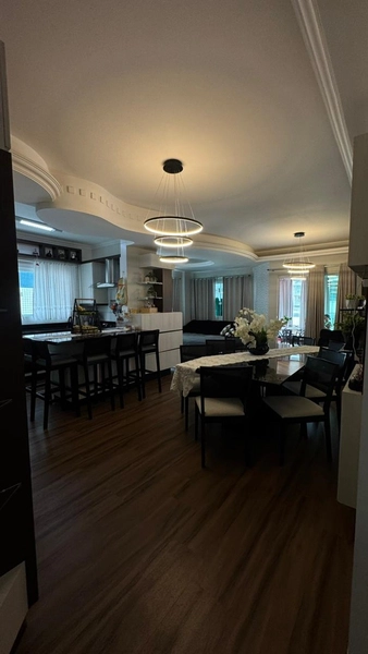 Apartamento mobiliado em Meia Praia a 150m do mar: 5ª foto da galeria de imagens do imóvel