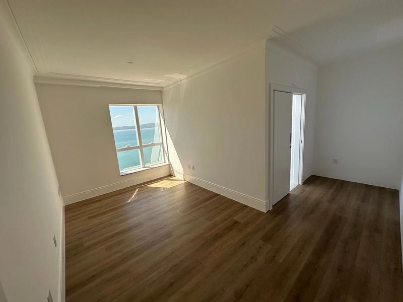 Penthouse em Itapema - Centro. Vista definitiva para o mar. : 26ª foto da galeria de imagens do imóvel