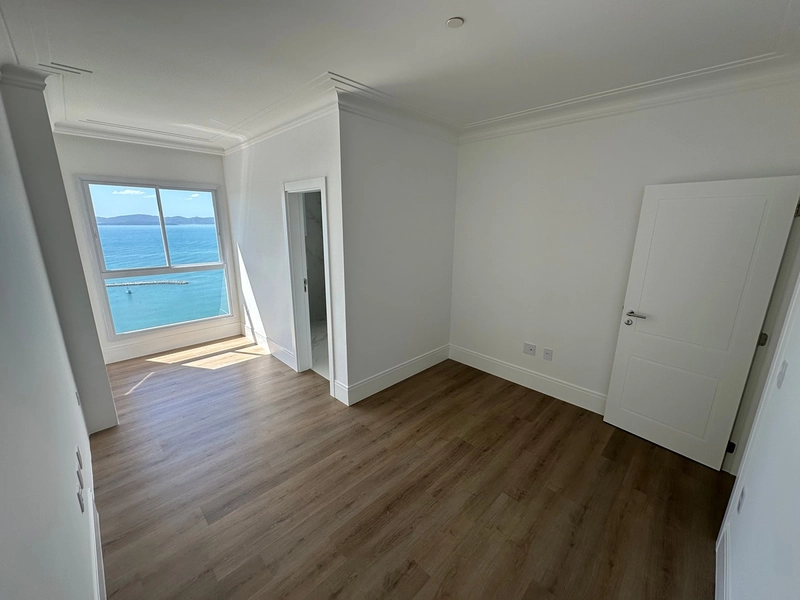 Penthouse em Itapema - Centro. Vista definitiva para o mar. : 22ª foto da galeria de imagens do imóvel