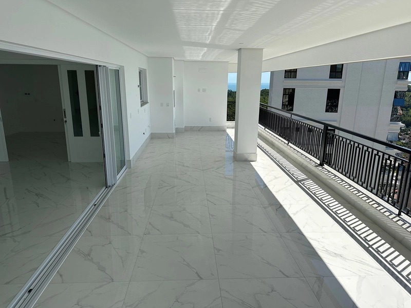 Penthouse em Itapema - Centro. Vista definitiva para o mar. : 4ª foto da galeria de imagens do imóvel