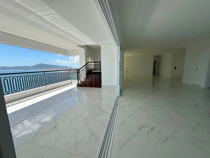 Penthouse em Itapema - Centro. Vista definitiva para o mar. : 5ª foto da galeria de imagens do imóvel