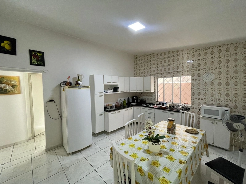 Casa Ampla em Meia Praia - Aconchegante com 3 Dormitórios – 107m² de Área Útil: 3ª foto da galeria de imagens do imóvel