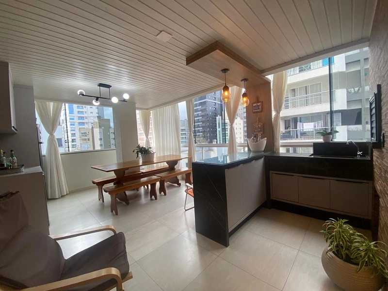 VENDA – APARTAMENTO SEGUNDA QUADRA MAR – MEIA PRAIA: 7ª foto da galeria de imagens do imóvel