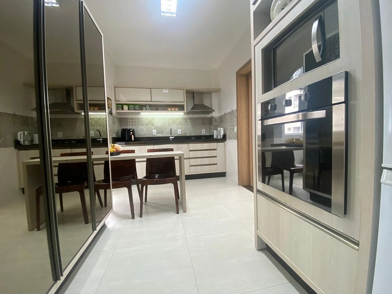 VENDA – APARTAMENTO SEGUNDA QUADRA MAR – MEIA PRAIA: 9ª foto da galeria de imagens do imóvel