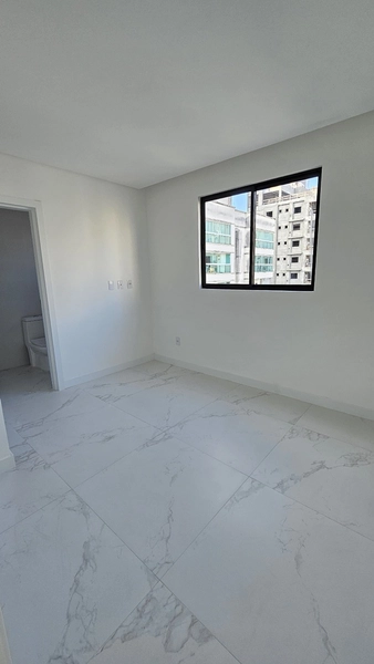 Apartamento a venda Vista Mar -Itapema-Meia Praia: 11ª foto da galeria de imagens do imóvel