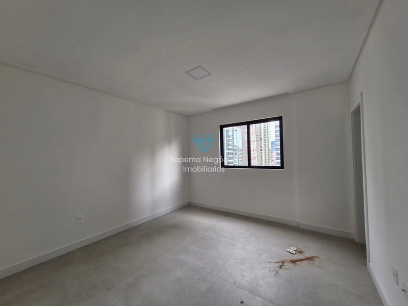 LOCAÇÃO DE APARTAMENTO EM MEIA PRAIA: 50ª foto da galeria de imagens do imóvel