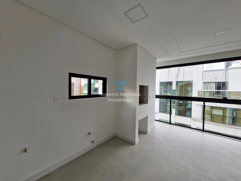 LOCAÇÃO DE APARTAMENTO EM MEIA PRAIA: 35ª foto da galeria de imagens do imóvel