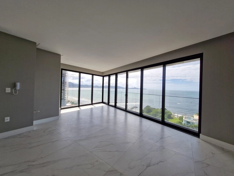 Apartamento Alto Padrão à Venda – Balneário Perequê: 3ª foto da galeria de imagens do imóvel