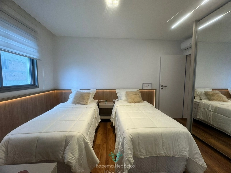 Apartamento mobiliado quadra mar, 4 Suítes 3 vagas.: 34ª foto da galeria de imagens do imóvel