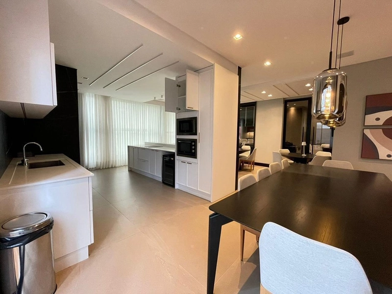 3 Dormitórios Sendo 3 Suítes  Meia Praia - Itapema / SC: 19ª foto da galeria de imagens do imóvel