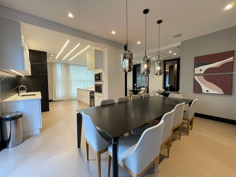 3 Dormitórios Sendo 3 Suítes  Meia Praia - Itapema / SC: 18ª foto da galeria de imagens do imóvel