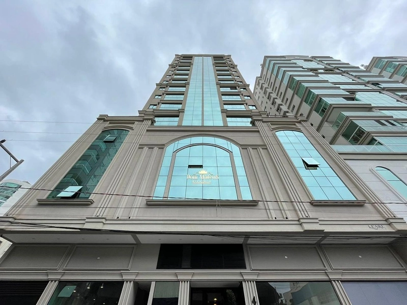 3 Dormitórios Sendo 3 Suítes  Meia Praia - Itapema / SC: 31ª foto da galeria de imagens do imóvel