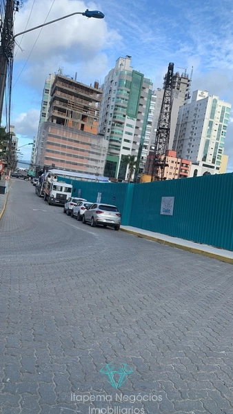 Apartamento - 04 Suítes - 03 Vagas de Garagem: 6ª foto da galeria de imagens do imóvel