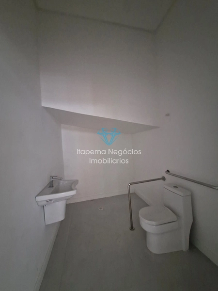 Sala Comercial para locação na Meia Praia: 8ª foto da galeria de imagens do imóvel