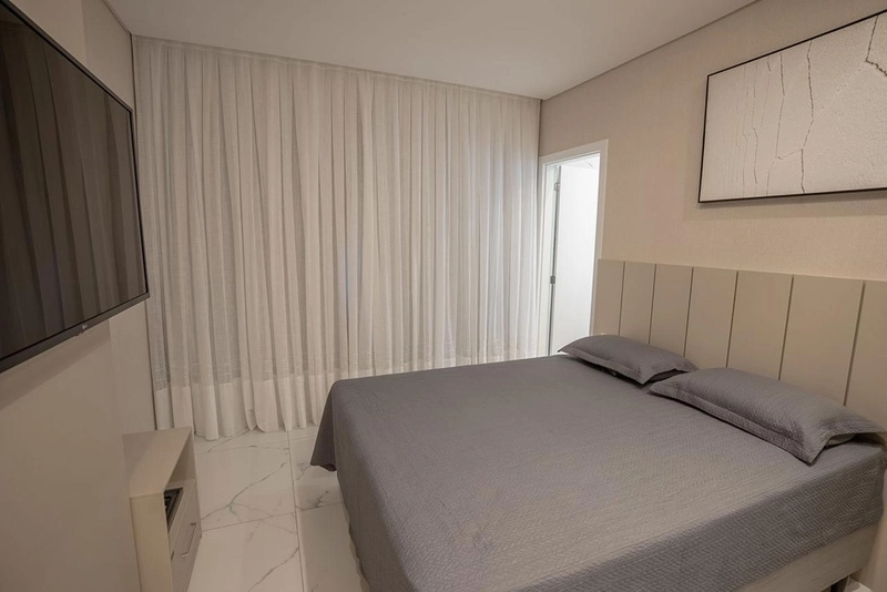 Apartamento pronto para morar, finamente mobiliado na Meia Praia: 15ª foto da galeria de imagens do imóvel