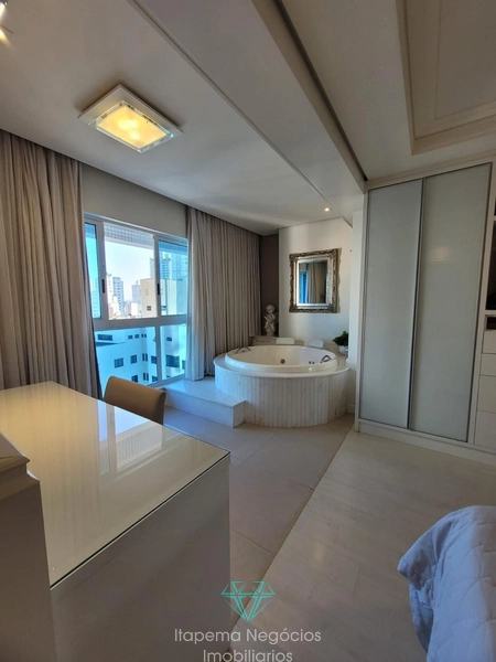 Viva o luxo que esse Duplex tem a oferecer.: 10ª foto da galeria de imagens do imóvel