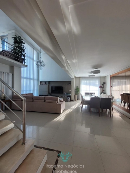 Viva o luxo que esse Duplex tem a oferecer.: 6ª foto da galeria de imagens do imóvel