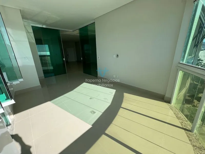 APARTAMENTO FRENTE PARA O MAR EM ITAPEMA 4 SUÍTES.: 4ª foto da galeria de imagens do imóvel