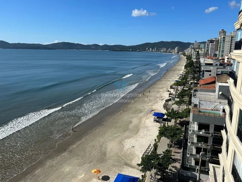 APARTAMENTO FRENTE PARA O MAR EM ITAPEMA 4 SUÍTES.: 1ª foto da galeria de imagens do imóvel