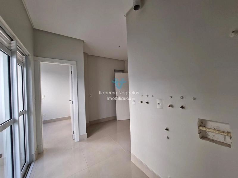 APARTAMENTO FRENTE PARA O MAR EM ITAPEMA 4 SUÍTES.: 39ª foto da galeria de imagens do imóvel